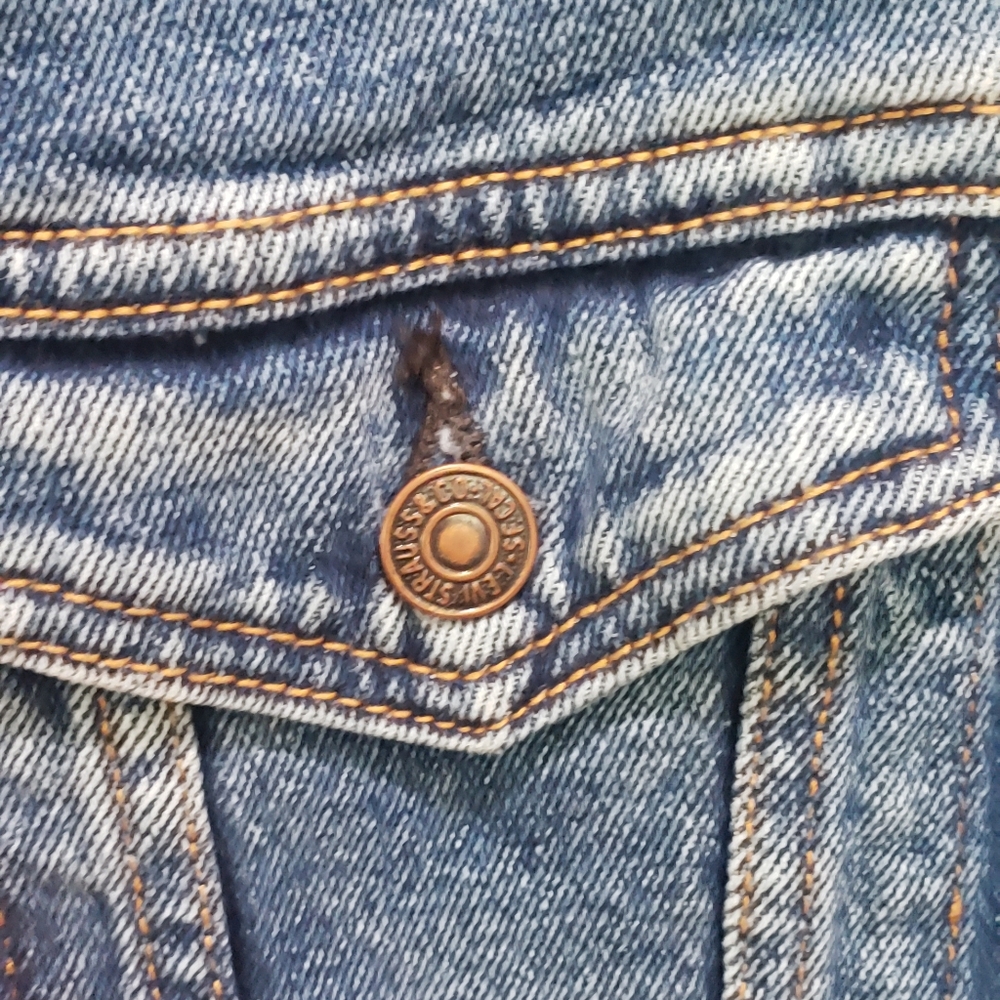 LargeDenim Jacket - Picture 4 of 5